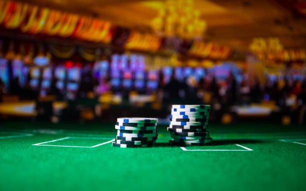Crazy Time live dealer wheel and bonus round interface on halim toto